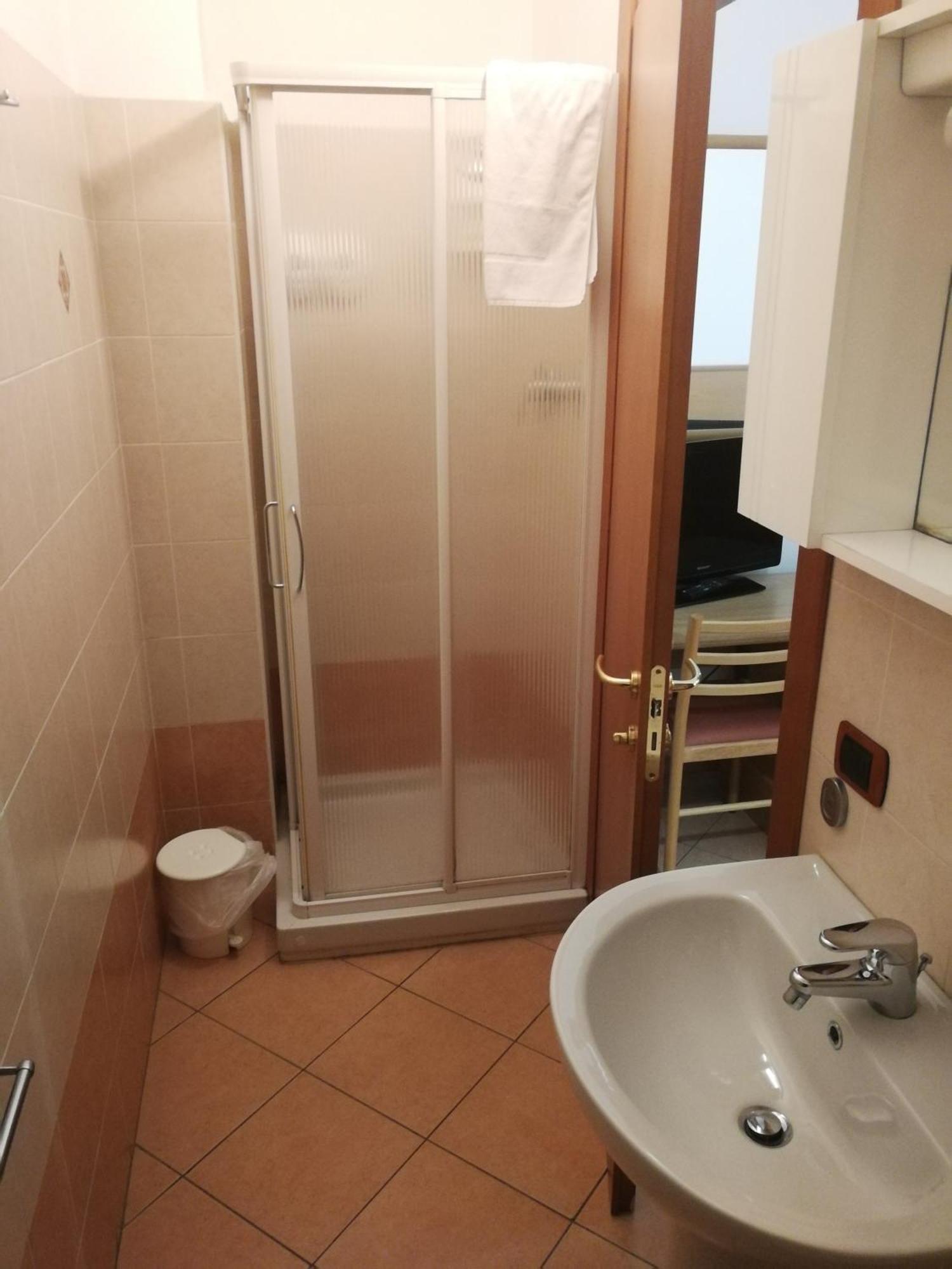 Albergo Della Stazione Cairo Montenotte Cameră foto